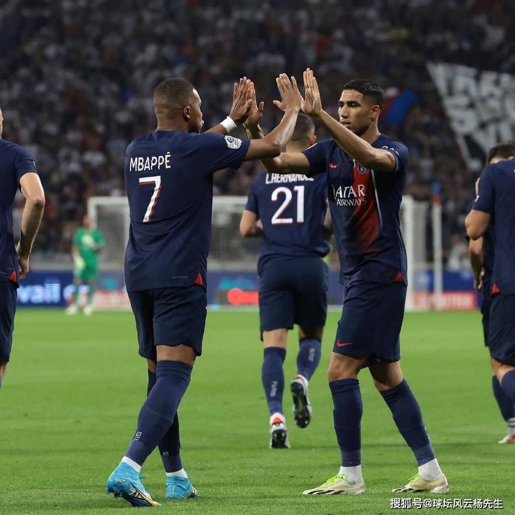法国甲级联赛焦点战，姆巴佩双响，巴黎圣号耳曼客场4-1里昂