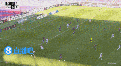 皇家马德里:半场-巴塞罗那1-0皇家马德里 皇家马德里后防集体低迷京多安收获红蓝生涯首球
