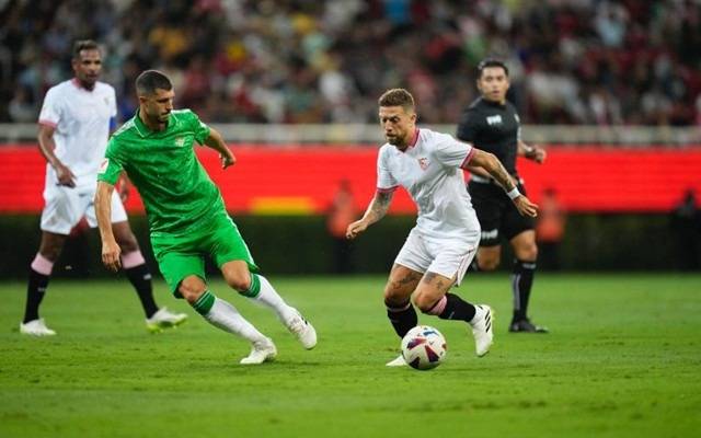 塞维利亚:西班牙甲级联赛：塞维利亚对阵巴伦西亚塞维利亚，谁能拿到赛季开门红？