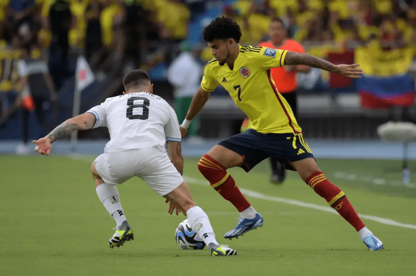欧洲杯:欧洲杯-加布里埃尔·马丁内利闪击迪亚斯两球 巴西1-2遭哥伦比亚逆转