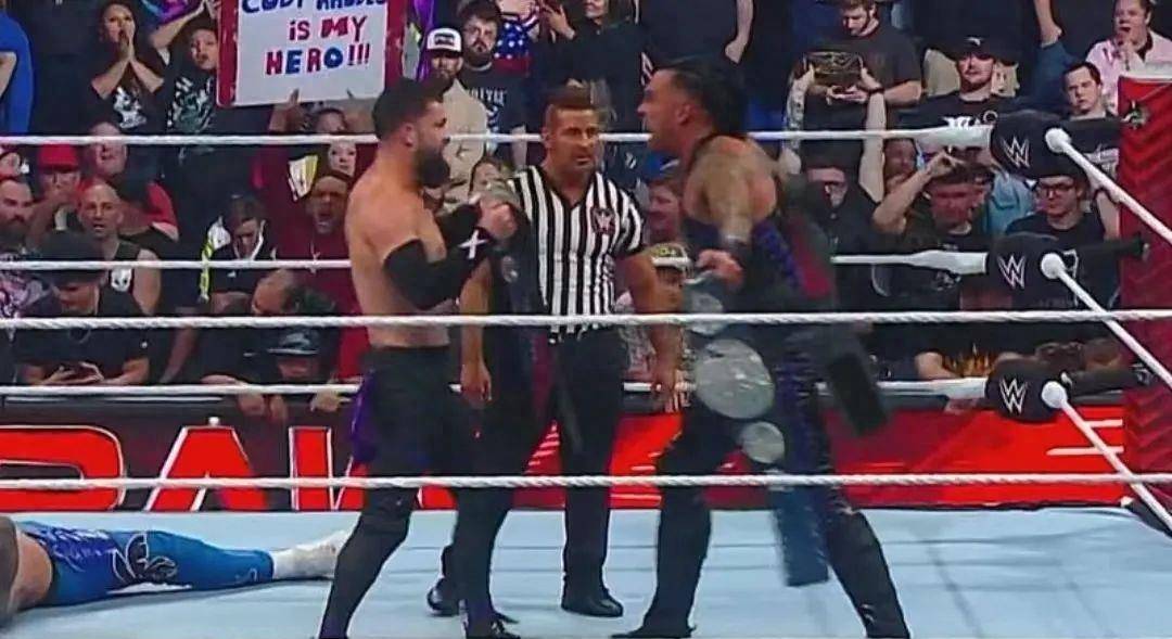 WWE:本周WWE RAW赛果WWE！CM朋克得到WWE金主支持！AJ斯泰尔斯很快回来！