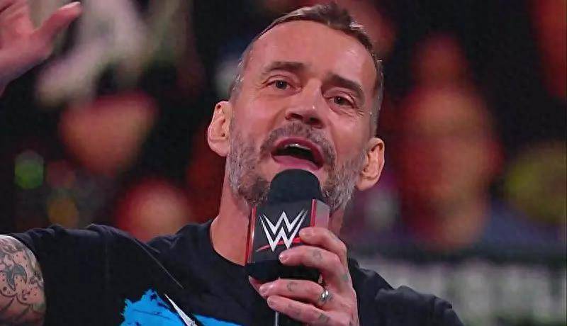 WWE:WWE选手向兰迪发出警告WWE，杰德卡吉尔首战对手可能是贝基林奇！