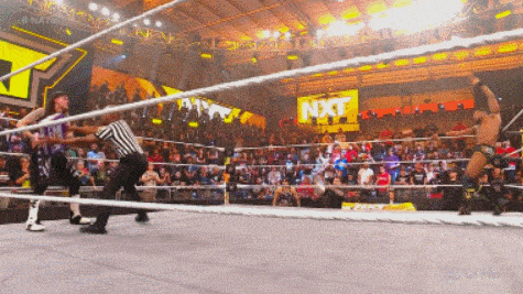 WWE:WWE史上最短命北美冠军诞生WWE，“妈咪”雷亚的威逼利诱就是管用