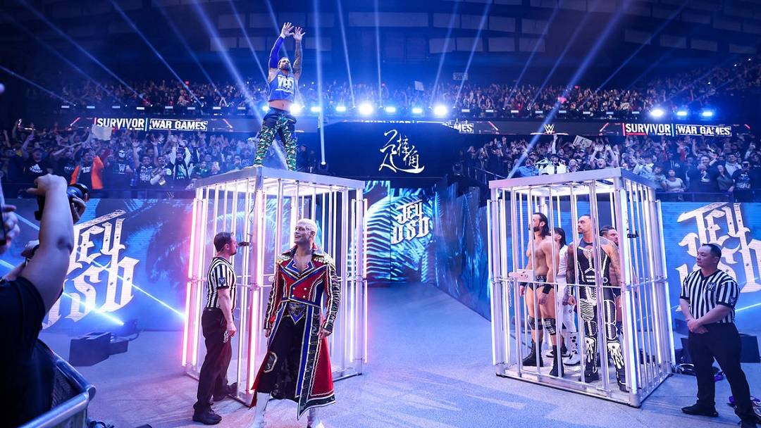 WWE:CM朋克惊喜回归WWEWWE，兰迪奥顿时隔18个月重返赛场大杀四方！
