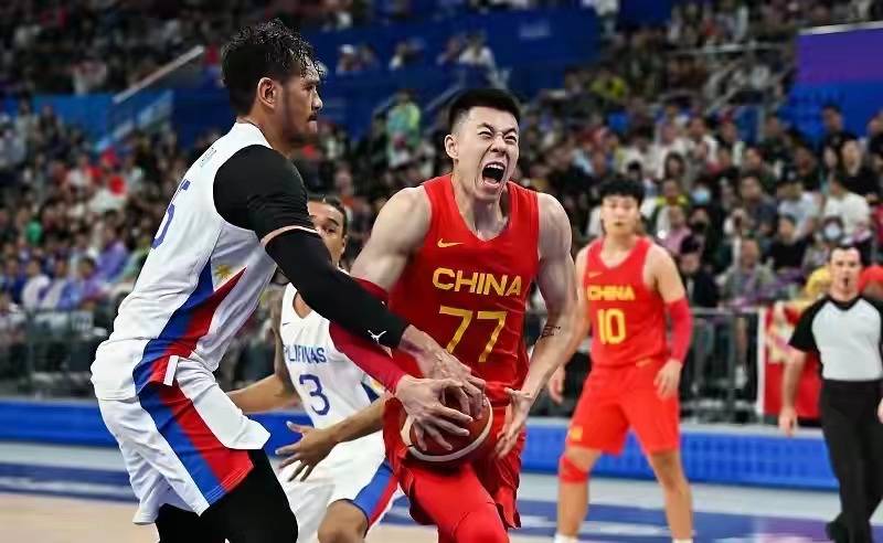 NBA:又一NBA球星愿被中国男篮归化NBA，有中国血统，1米93后卫，男篮稀缺