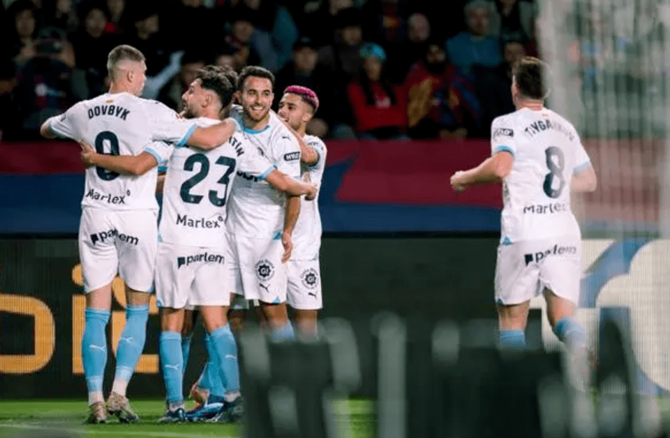 西班牙甲级联赛:“黑马”超过皇马！3:0击败阿拉维斯西班牙甲级联赛，赫罗纳领跑西班牙甲级联赛积分榜