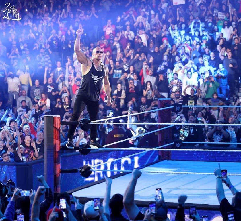 WWE:两位前WWE冠军接连回归WWE，巨石强森剑指“桌子头”罗曼雷恩斯！